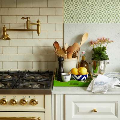 Scalloped Lacquer Tray in Peridot